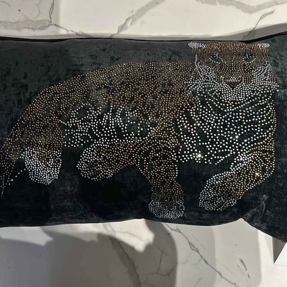 Magaschoni Crystal Tiger Decorative Pillow